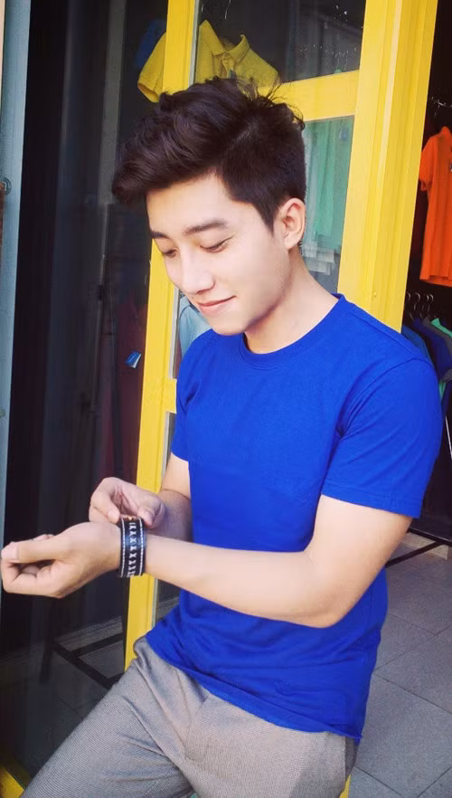 Tiết lộ về chàng bác sĩ sản khoa Hà Nội đẹp như tài tử Hàn Quốc ảnh 13