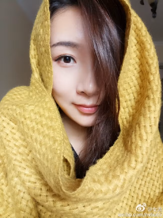 Bỏ học kiến trúc, cô gái Mông Cổ trở thành “nữ thần” của Microsoft nhờ chơi game ảnh 2