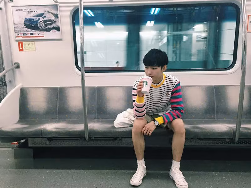 Trai đẹp 9x có tá thành tích học cực khủng, “nổi đình đám” với giới trẻ Hàn Quốc ảnh 5