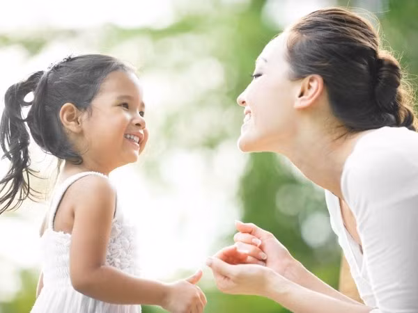 Giúp trẻ cư xử đúng