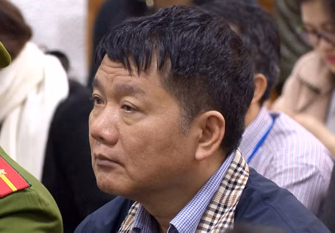 Chưa hết "vết đen" trong quá khứ, ông Đinh La Thăng tiếp tục “dính chàm” 