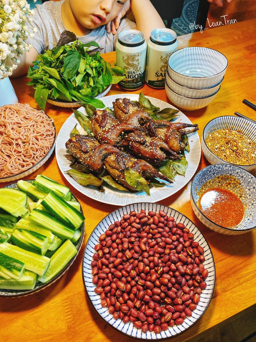 Chim cút quay nồi chiên không dầu