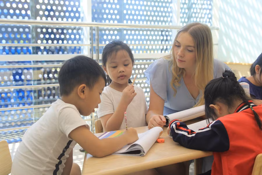 Phương pháp giáo dục toàn diện đã tạo nên môi trường học tập hiệu quả tại ILA.