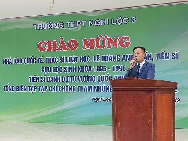 “Nhà báo quốc tế” lừa nhiều giảng viên báo chí đăng bài trên tạp chí Chống tham nhũng