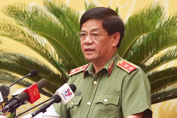 Tướng Đoàn Duy Khương đề nghị hủy hàng nghìn xe máy hết niên hạn