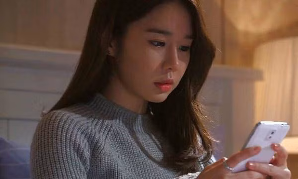 Ngày dạm ngõ, chị gái hét lên một câu rồi ngất lịm, tôi khóc nghẹn khi biết lý do