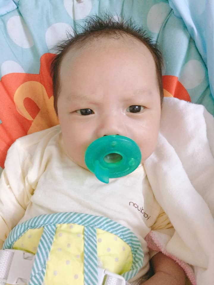 con trai sinh ra luc nao cung nhan nho vi thoi quen bat ngo cua me luc mang bau - 3