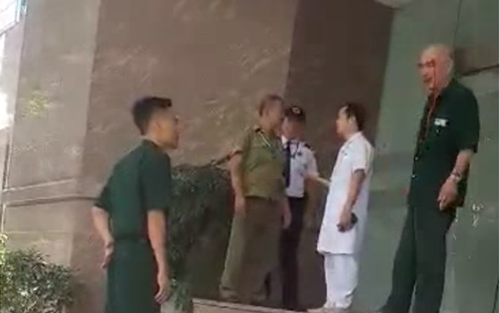 bệnh viện 108 lên tiếng về vụ xô xát giữa bảo vệ và bệnh nhân hình 1 benh vien 108 len tieng ve vu xo xat giua bao ve va benh nhan hinh 1