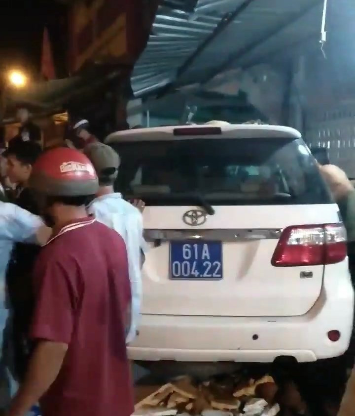 Vụ xe CSGT tông lề đường: Gia cảnh khó khăn của nạn nhân vừa tử vong