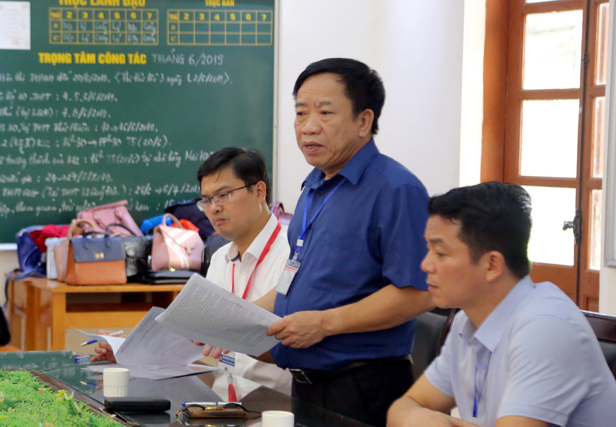 Ông Vũ Văn Trà - Phó Giám đốc Sở GD&ĐT Hải Phòng: Công tác chấm thi tại Hải Phòng diễn ra, an toàn, đúng quy định. Ảnh: Bá Hải