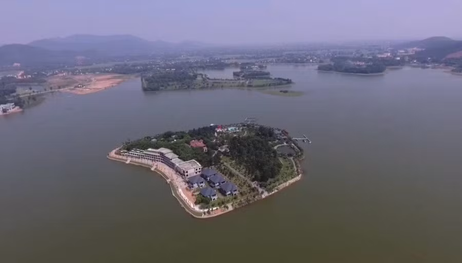 Toàn cảnh dự án Khu du lịch Đảo Ngọc nhìn từ trên cao.	Ảnh cắt từ clip