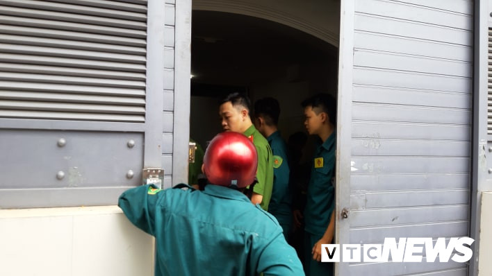 vụ sát hại nữ sinh 19 tuổi: tìm thấy xe máy của nghi phạm ở bờ kênh hình 1 vu sat hai nu sinh 19 tuoi: tim thay xe may cua nghi pham o bo kenh hinh 1