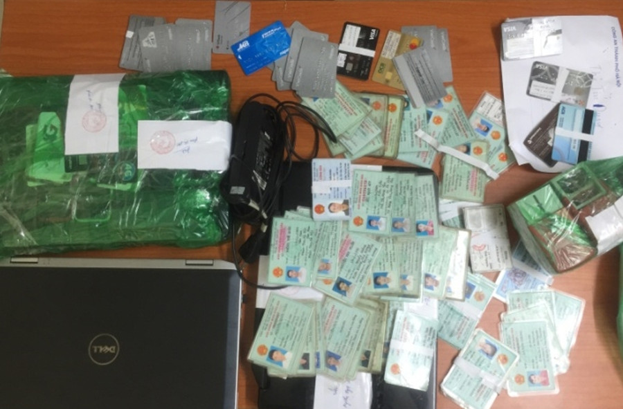 Phát hiện thủ đoạn lừa đảo ngân hàng cực “độc” ở Hà Nội ảnh 2