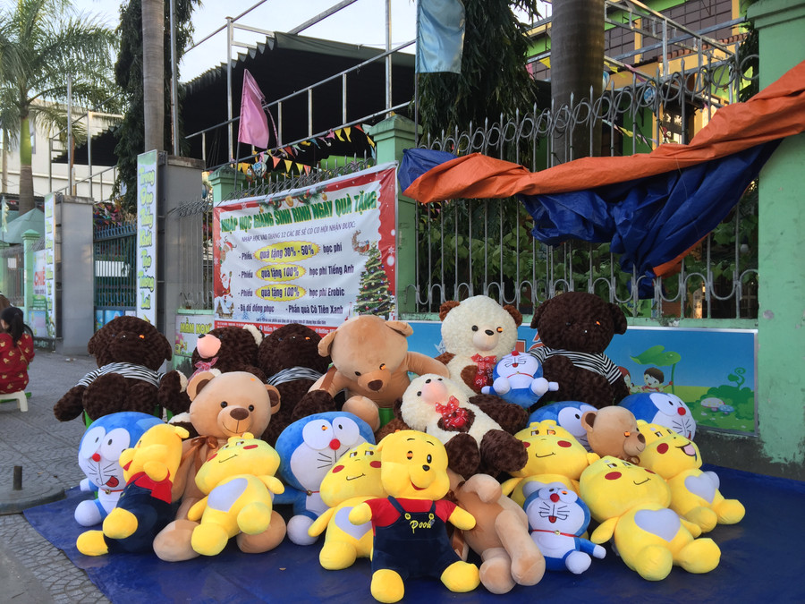 Gấu nhồi bông cũng là lựa chọn trong mùa Valentine.