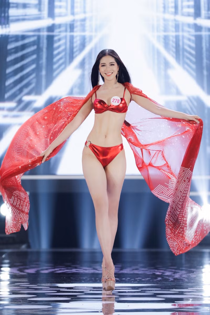 Vũ Quỳnh Trang - SBD 278.