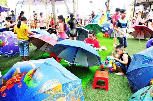 Khánh Hòa: Trao tặng học bổng sân chơi “Ý tưởng trẻ thơ” lần thứ 12 dành cho học sinh tiểu học