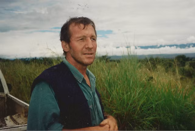  Patrice Faye, nhà bò sát học đã nghiên cứu Gustave. 