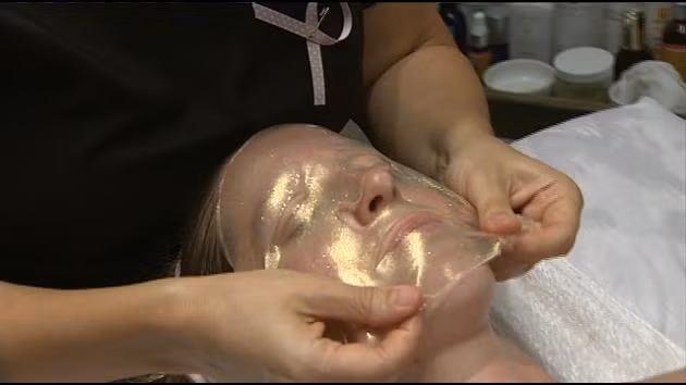 Những phương pháp làm đẹp nhìn sởn gai ốc nhưng chị em vẫn muốn thử ảnh 5