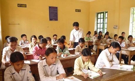 Trường học bán trú thay đổi diện mạo GD vùng khó