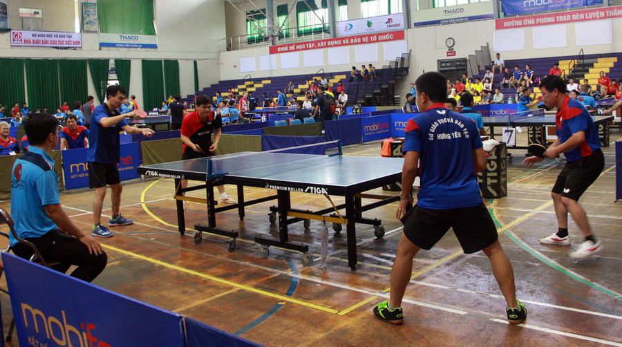 Các trận đấu diễn ra sôi nổi