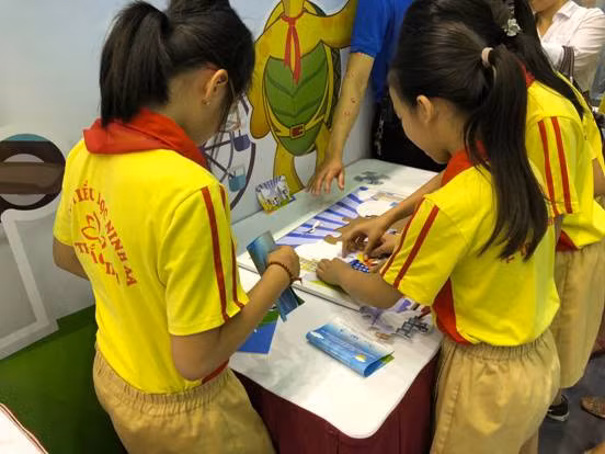 Giao lưu vẽ tranh về chủ đề ATGT