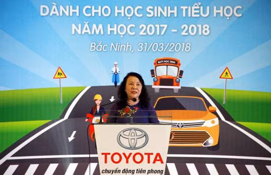 Thứ trưởng Bộ GD&ĐT Nguyễn Thị Nghĩa phát biểu khai mạc buổi giao lưu