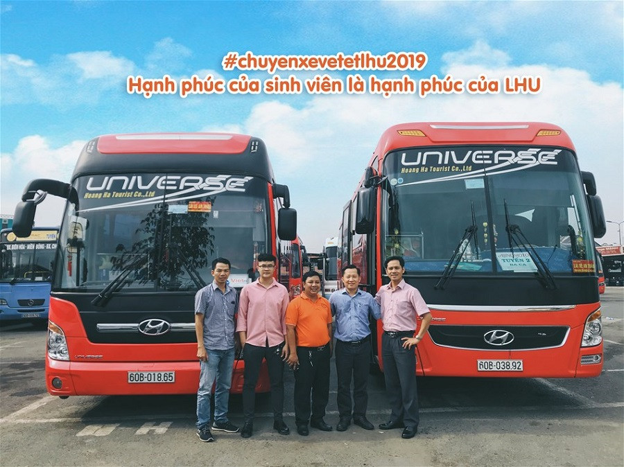 Tuấn Anh rất ấn tượng với những chuyến xe miễn phí của trường đưa sinh viên về quê ăn Tết Tuấn Anh rất ấn tượng với những chuyến xe miễn phí của trường đưa sinh viên về quê ăn Tết