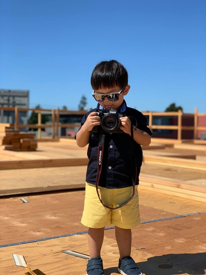 Cuộc sống như mơ của những quý tử nhà giàu: Người có công ty riêng năm 2 tuổi, người thừa kế gia sản kếch xù ảnh 2