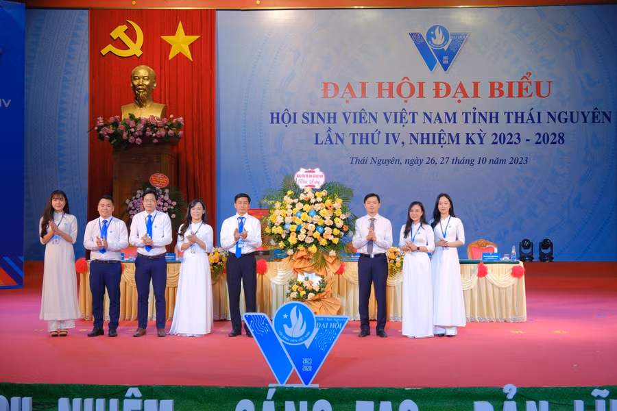 Phát huy vai trò của sinh viên Thái Nguyên trong thời đại mới ảnh 1