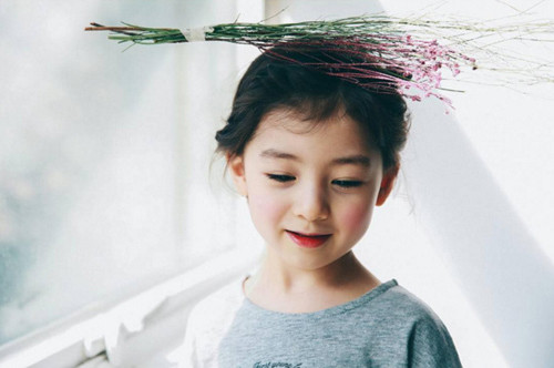 Những cô bé lai xinh như thiên thần được mệnh danh là hoa hậu tương lai ảnh 7