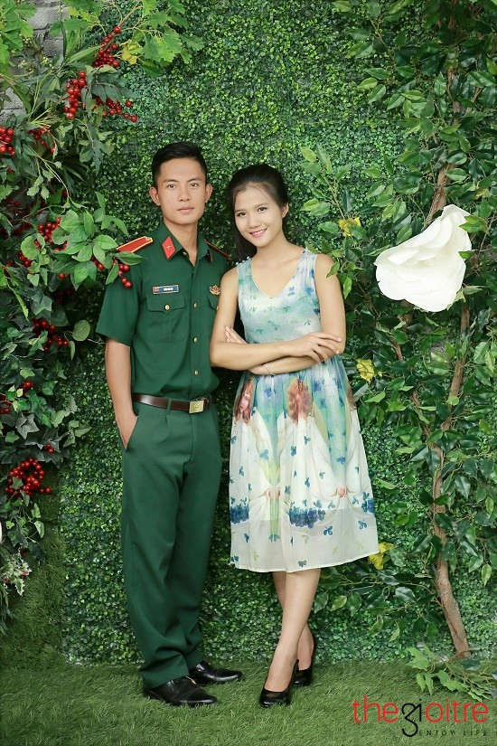 Khi được hỏi về điều e ngại nhất khi yêu người cùng tuổi, Thu Hà bộc bạch: “Lúc mới yêu khó xử nhất là thay đổi cách xưng hô, vì bọn mình thân nhau xưng mày tao quen rồi. Giờ yêu gọi như vậy hơi thô nên bọn mình hay ngồi thảo luận mà anh em thì sến sẩm quá, 2 đứa đều ngượng mồm. Cuối cùng chả hiểu sao lại gọi "người yêu - tớ", đến bây giờ ai nghe cũng đều bật cười bởi cách xưng hô quái lạ của tụi mình”.