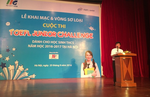 Ông Đoàn Hồng Nam - Chủ tịch Tập đoàn IIG Việt Nam, Trưởng Ban tổ chức cuộ thi phát biểu khai mạc