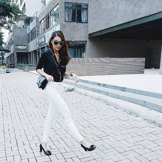 xi-ta-hot-girl-viet-me-met-do-denim-trong-street-style-tuan-qua-7