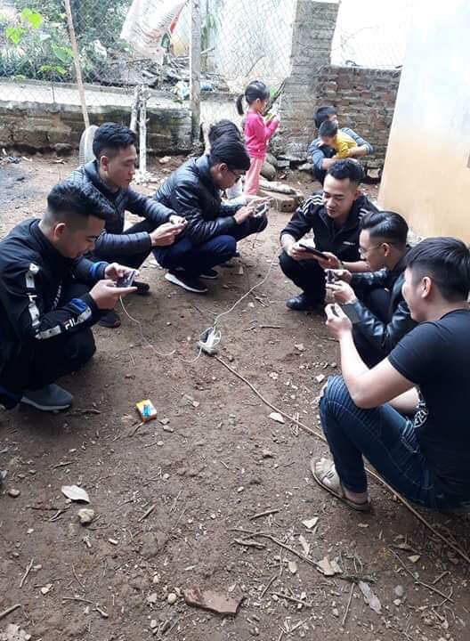 Cả năm có ngày tết, chia team giao lưu thôi