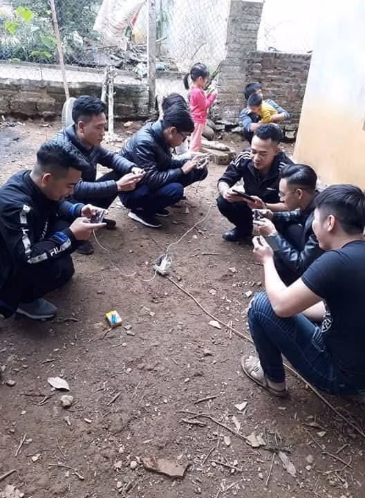 Cả năm có ngày tết, chia team giao lưu thôi