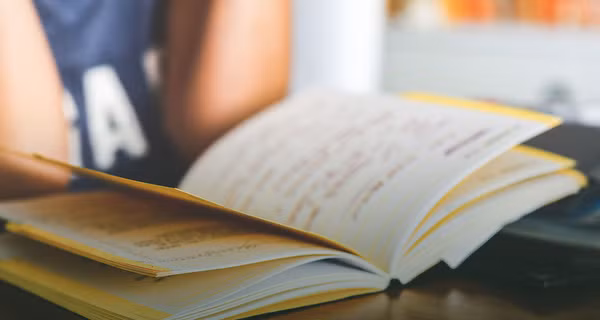 10 cách giúp sinh viên tiết kiệm tiền khi đi mua sắm - Ảnh 1.