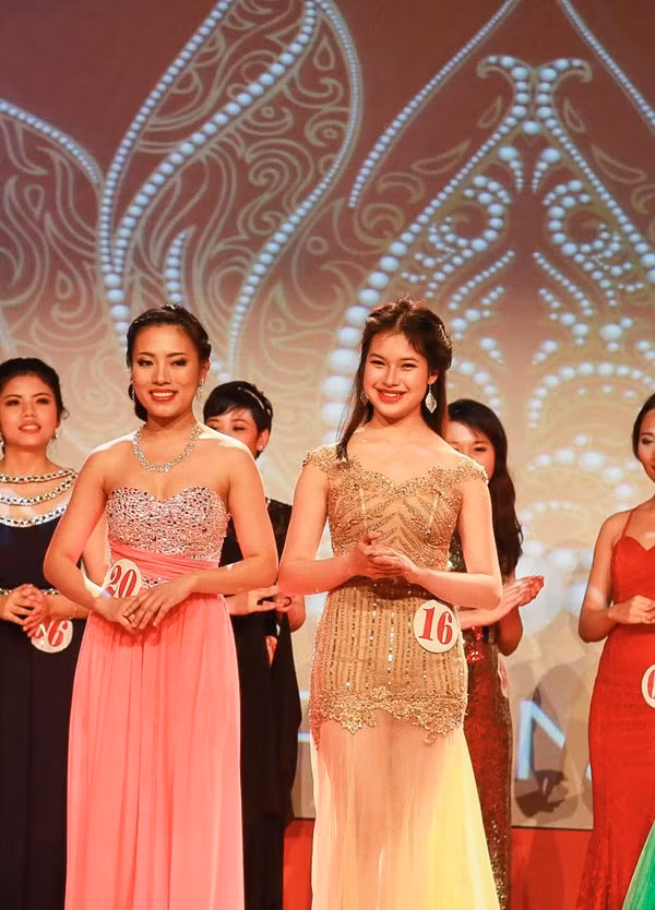  Hồng Duyên trả lời thuyết phục ở phần Ứng xử. 