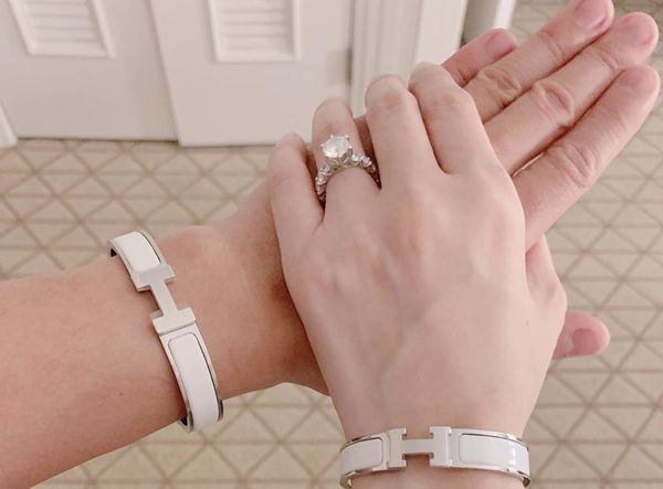 Hari Won được Trấn Thành tặng la liệt đồ hiệu ngàn đô, để kín giường hình ảnh 4 hari won duoc tran thanh tang la liet do hieu ngan do, de kin giuong hinh anh 4