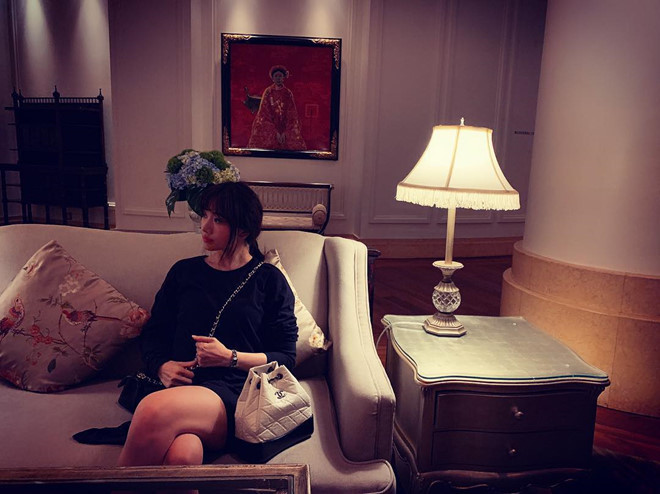 Hari Won được Trấn Thành tặng la liệt đồ hiệu ngàn đô, để kín giường hình ảnh 8 hari won duoc tran thanh tang la liet do hieu ngan do, de kin giuong hinh anh 8