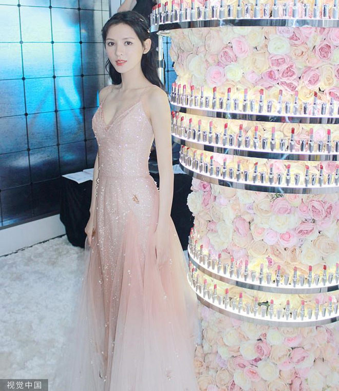 Tình cũ đẹp như tiên nữ giáng trần của "thiếu gia hư nhất Trung Quốc" hình ảnh 4 tinh cu dep nhu tien nu giang tran cua "thieu gia hu nhat trung quoc" hinh anh 4