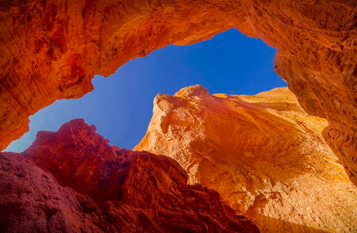 khong can den my, co mot hem nui do ruc tuyet dep ngay sat viet nam hinh anh 6