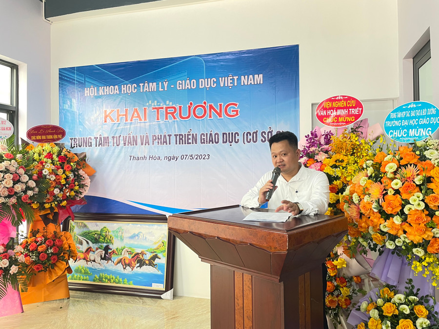 Tiến sĩ Hồ Quang Hoà, Giám đốc Trung tâm Tư vấn và phát triển giáo dục tại Thanh Hoá. (Ảnh: NT).