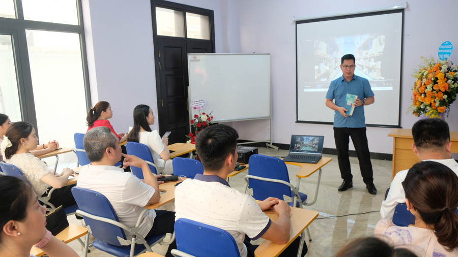 Trung tâm có đội ngũ chuyên gia trong hội đồng khoa học đang công tác tại Trường ĐH Giáo dục, ĐH Quốc gia Hà Nội. (Ảnh: NT).