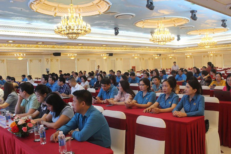 Quang cảnh buổi lễ trao giải. Ảnh: LT.