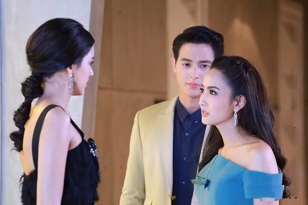 nhan tinh ngang nguoc xong toi nha danh ghen, su that phia sau khien toi thuong chong gap boi - 2