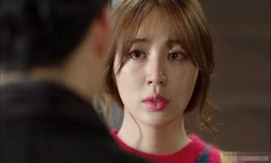 Gia đình “hỗn loạn” vì vỉ thuốc tránh thai khẩn cấp trong túi quần chồng