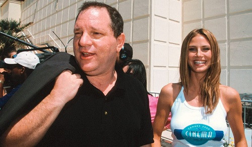Harvey Weinstein và người mẫu Heidi Klum ở LHP Cannes năm 2000. Harvey Weinstein và người mẫu Heidi Klum ở LHP Cannes năm 2000. Ảnh: Hollywood Reporter.
