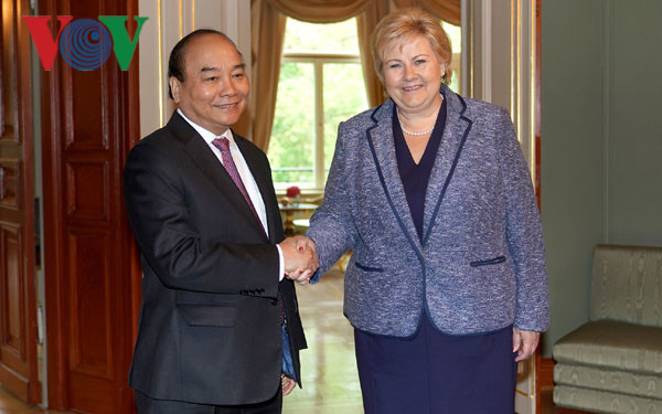 thủ tướng kết thúc tốt đẹp chuyến thăm chính thức nauy hình 2 thu tuong ket thuc tot dep chuyen tham chinh thuc nauy hinh 2