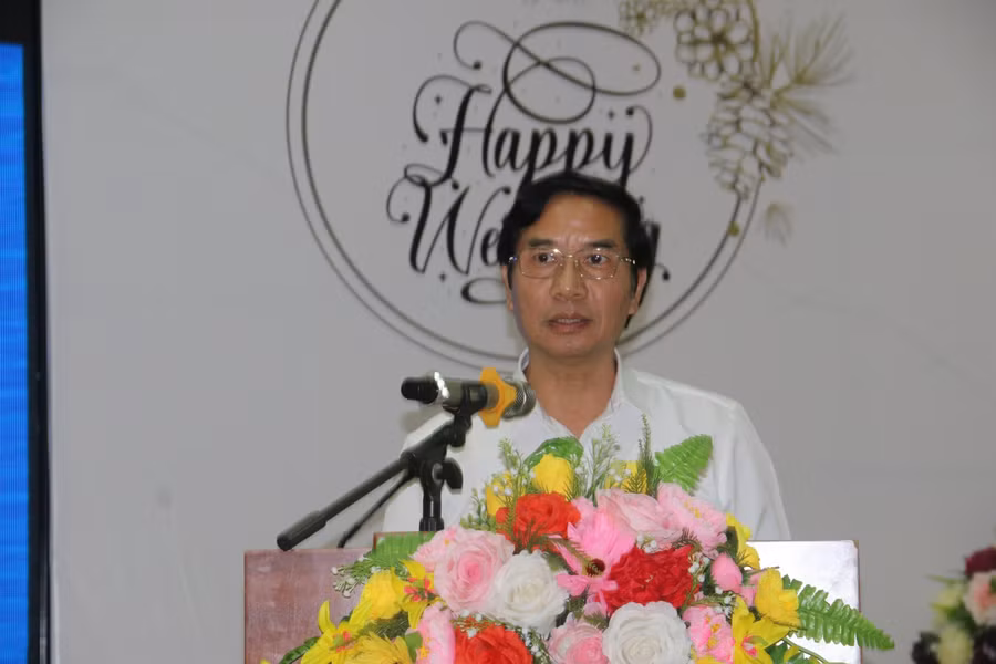 PGS.TS Nguyễn Huy Hoàng - Giám đốc Sở GD&amp;ĐT Sơn La phát biểu tại buổi tập huấn.