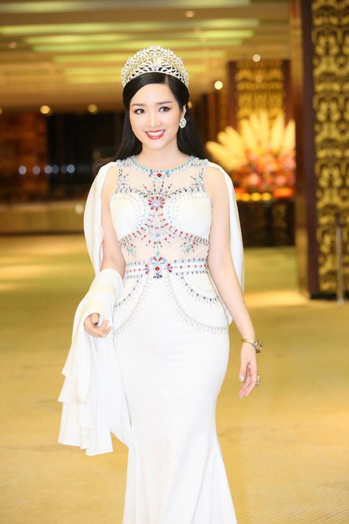 Hoa hậu Đền Hùng Giáng My kể chuyện khủng hoảng sau khi sinh con ảnh 9 Hoa hậu Đền Hùng Giáng My kể chuyện khủng hoảng sau khi sinh con ảnh 9